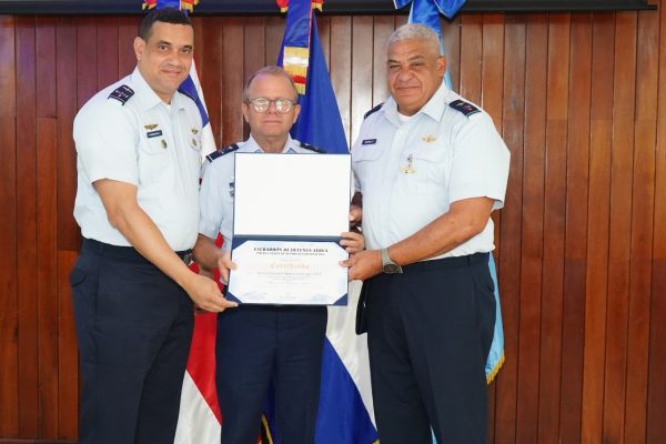 Escuadrón de Defensa Aérea celebra su XIII aniversario con fe, reconocimiento y compromiso patriótico