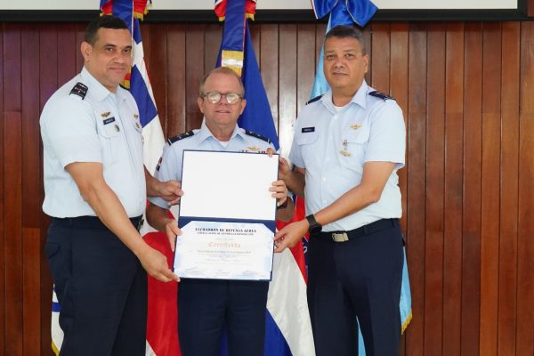 Escuadrón de Defensa Aérea celebra su XIII aniversario con fe, reconocimiento y compromiso patriótico