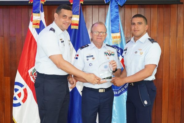 Escuadrón de Defensa Aérea celebra su XIII aniversario con fe, reconocimiento y compromiso patriótico