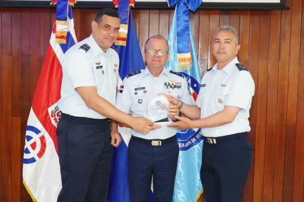 Escuadrón de Defensa Aérea celebra su XIII aniversario con fe, reconocimiento y compromiso patriótico