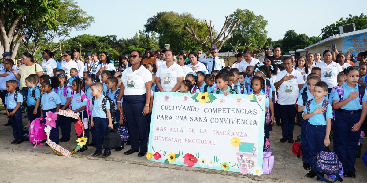 Fuerza Aérea de República Dominicana inaugura año escolar 2025-2026 en el Colegio “Nuestra Señora del Perpetuo Socorro”