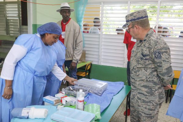 FARD realiza más de 1,000 interconsultas médicas en el operativo de acción cívica en San Luis