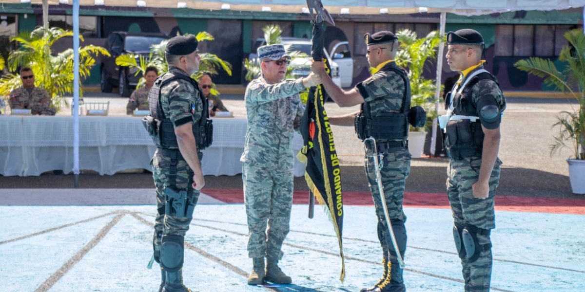 Traspaso de mando en el Comando de Fuerzas Especiales de la Fuerza Aérea de República Dominicana