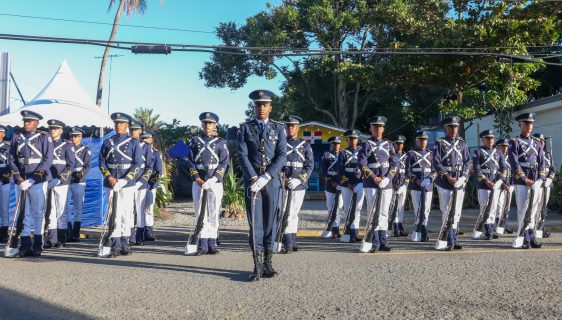 La Fuerza Aérea de República Dominicana Participa en el Festival Cultural "Hermanas Mirabal" en Conmemoración del Día Internacional de la Eliminación de la Violencia contra la Mujer